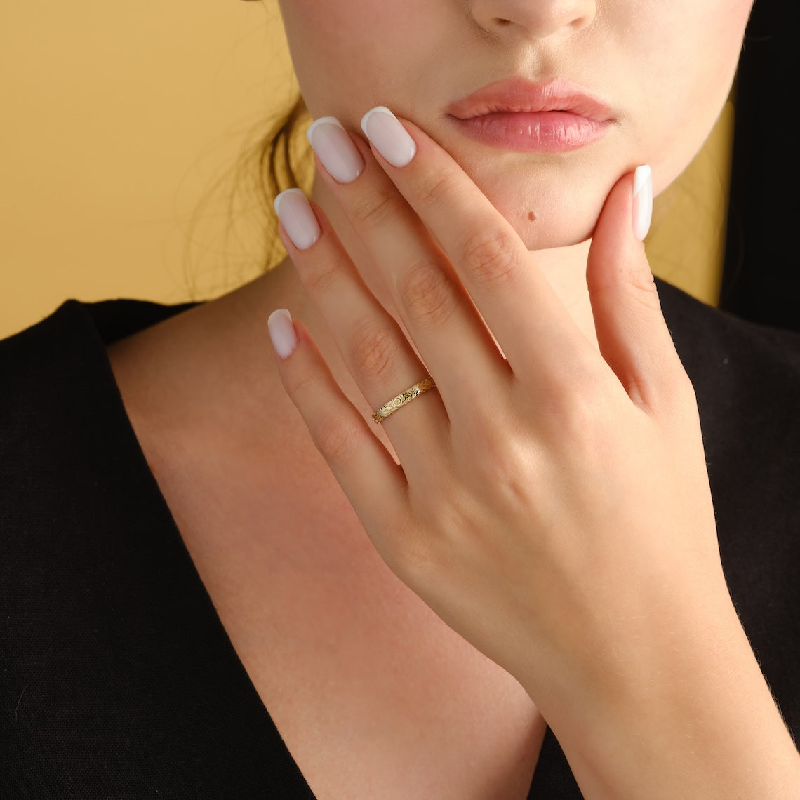 14k Gold Floral Pattern Ring