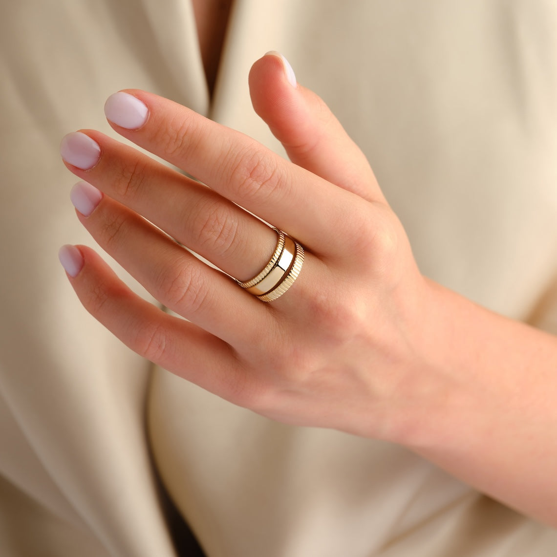 14k Gold Fluted Design Wedding Band