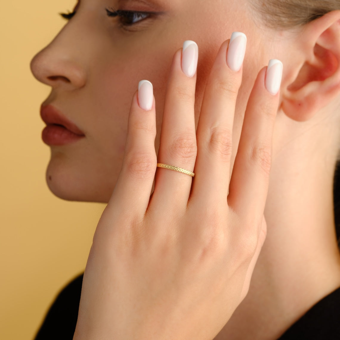 14k Gold Herringbone Pattern Wedding Ring