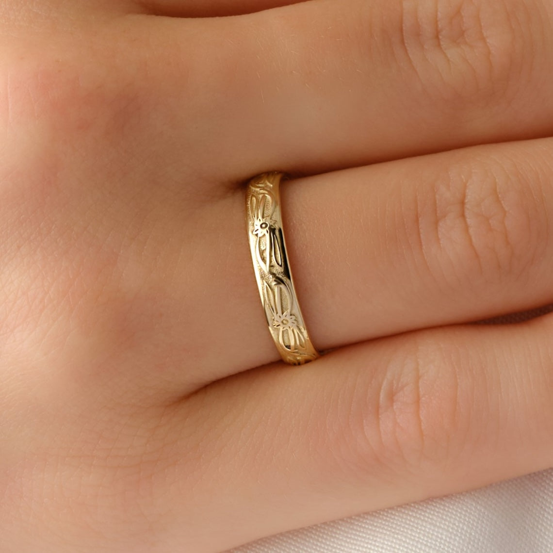 Floral Pattern Ring 14k Gold