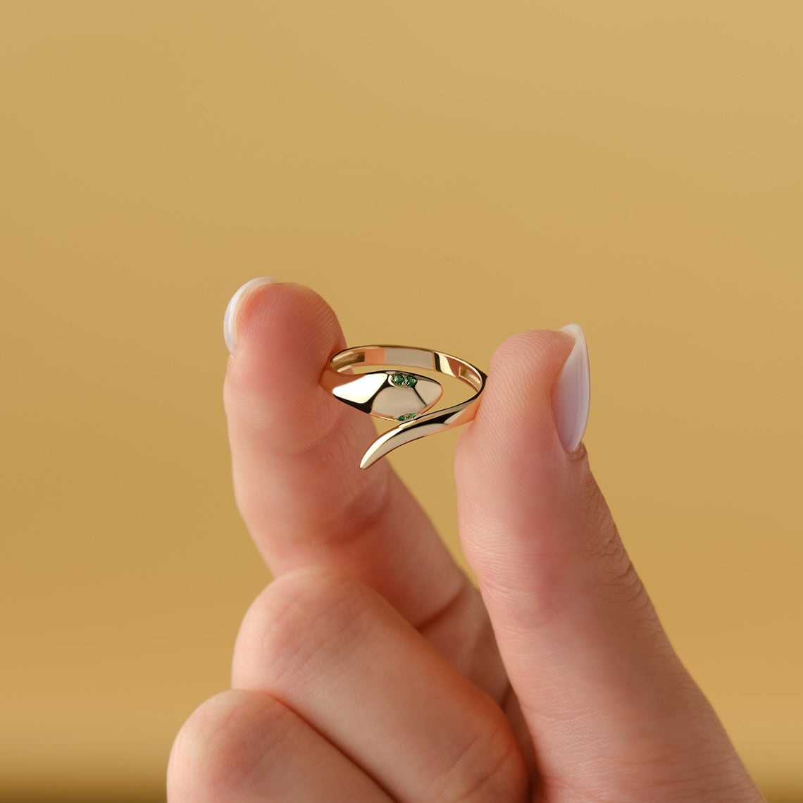14k Gold Snake Ring Emerald Eyes