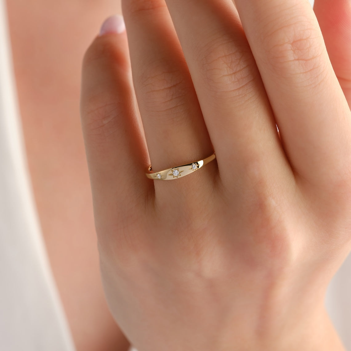 Three Stone Diamond Star Ring 14k Gold