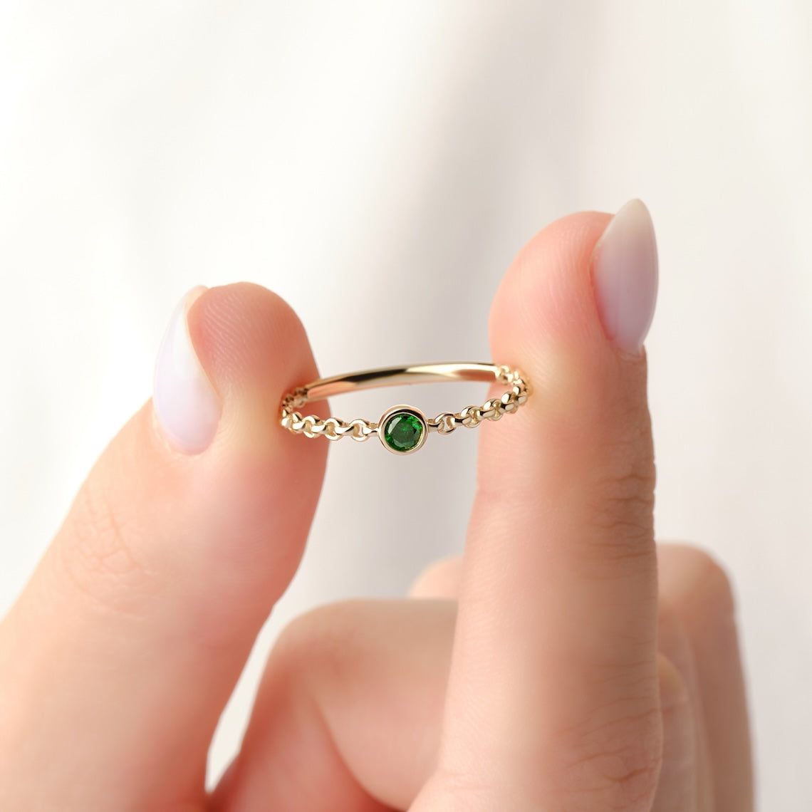 Solitaire Diamond Chain Ring 14k Gold