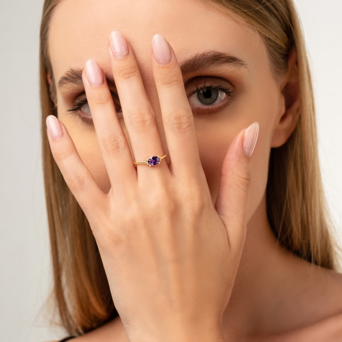 Oval Birthstone Ring with Prong Setting 14k Gold