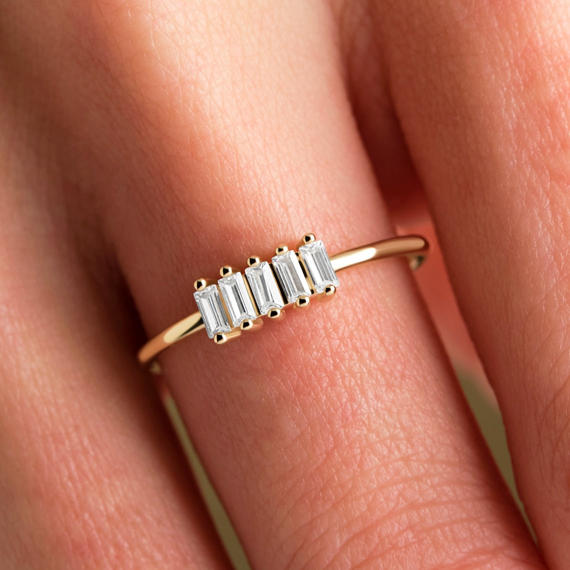 Elegant Baguette Cut Diamond Engagement Rıng 14k Gold
