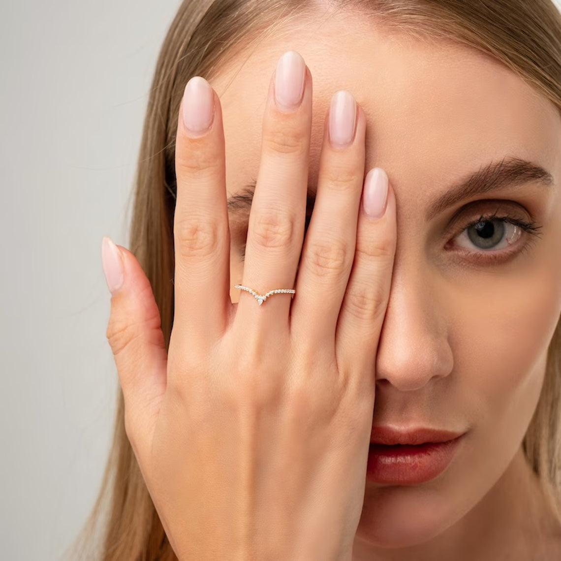 Curved Diamond Eternity Ring 14k Gold