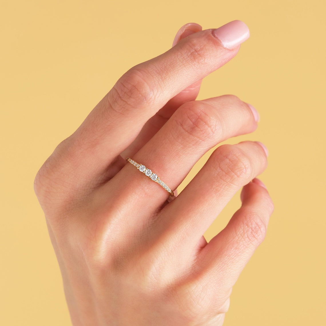 diamond ring with prong setting