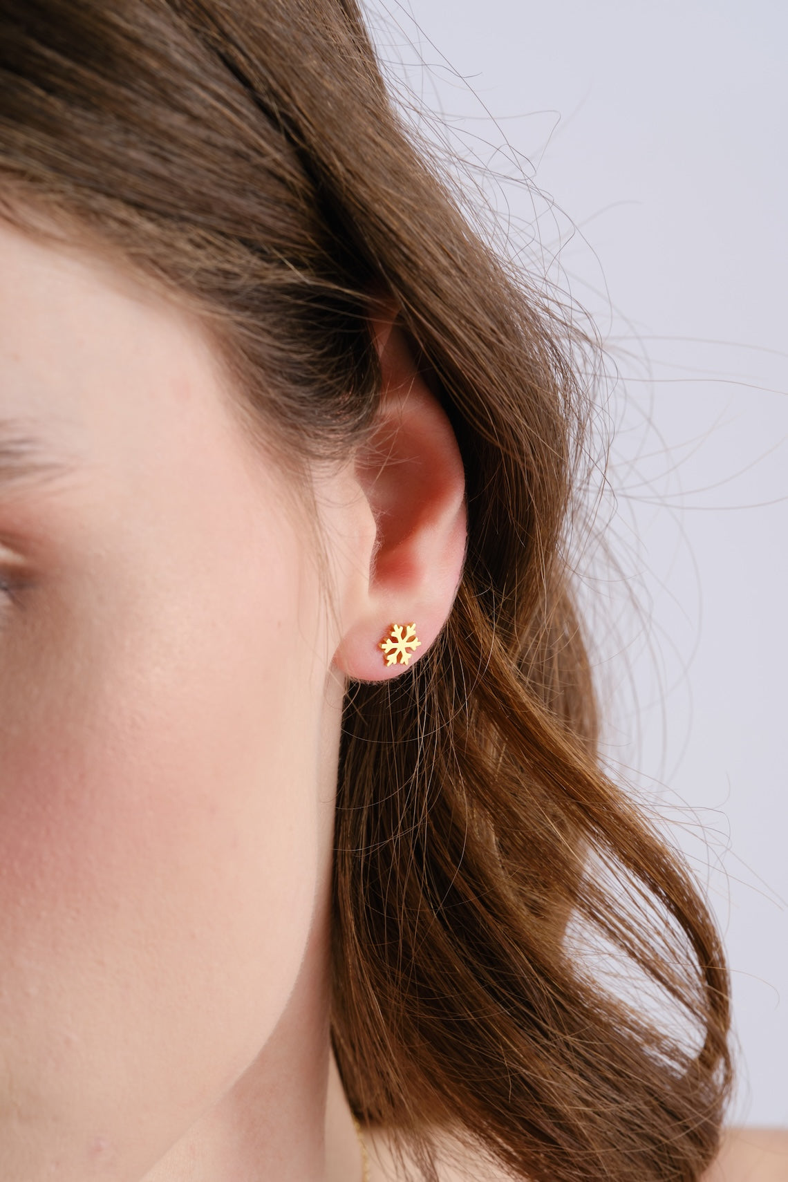 14k Gold Vermeil Tiny Snowflake Earring
