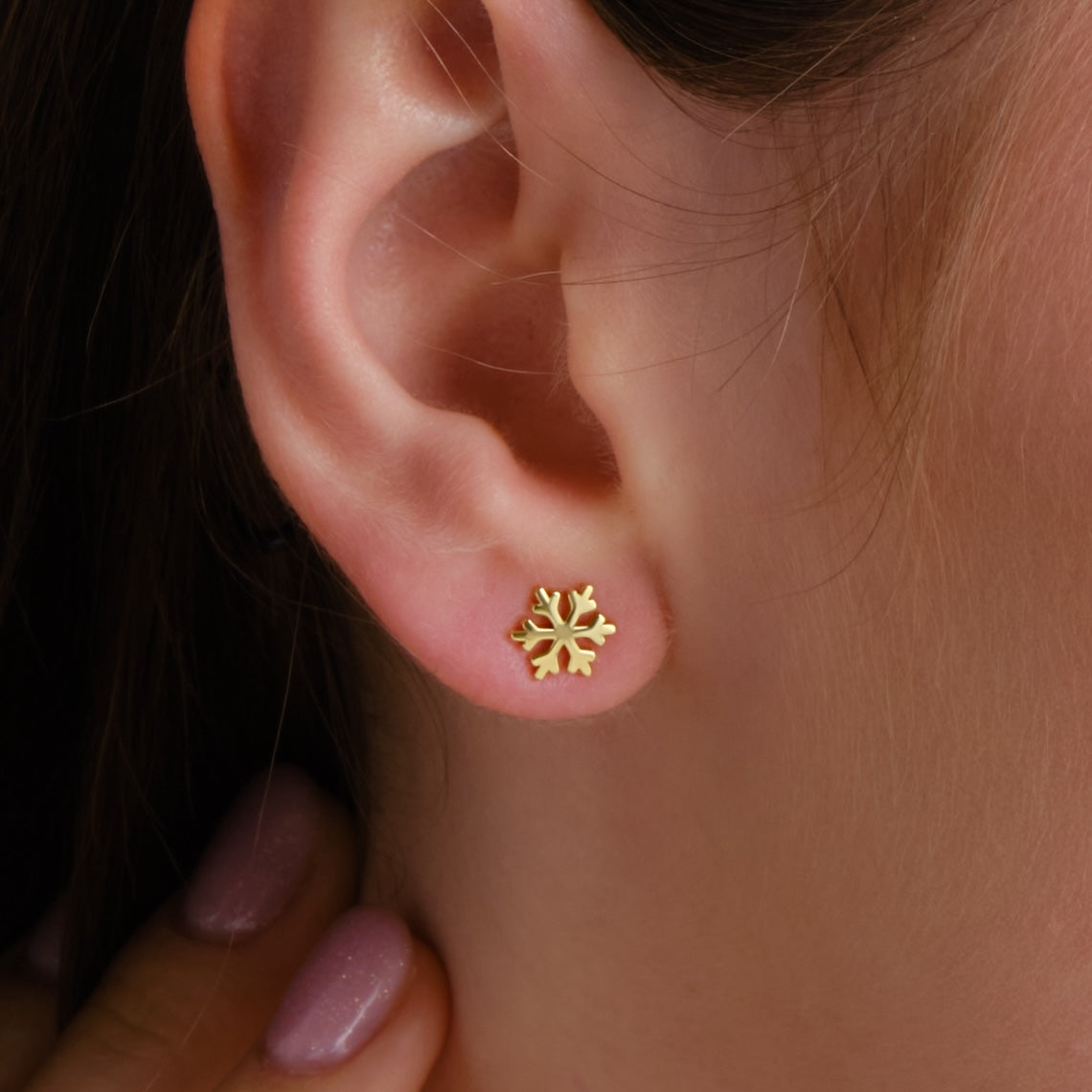 14k Gold Vermeil Tiny Snowflake Earring