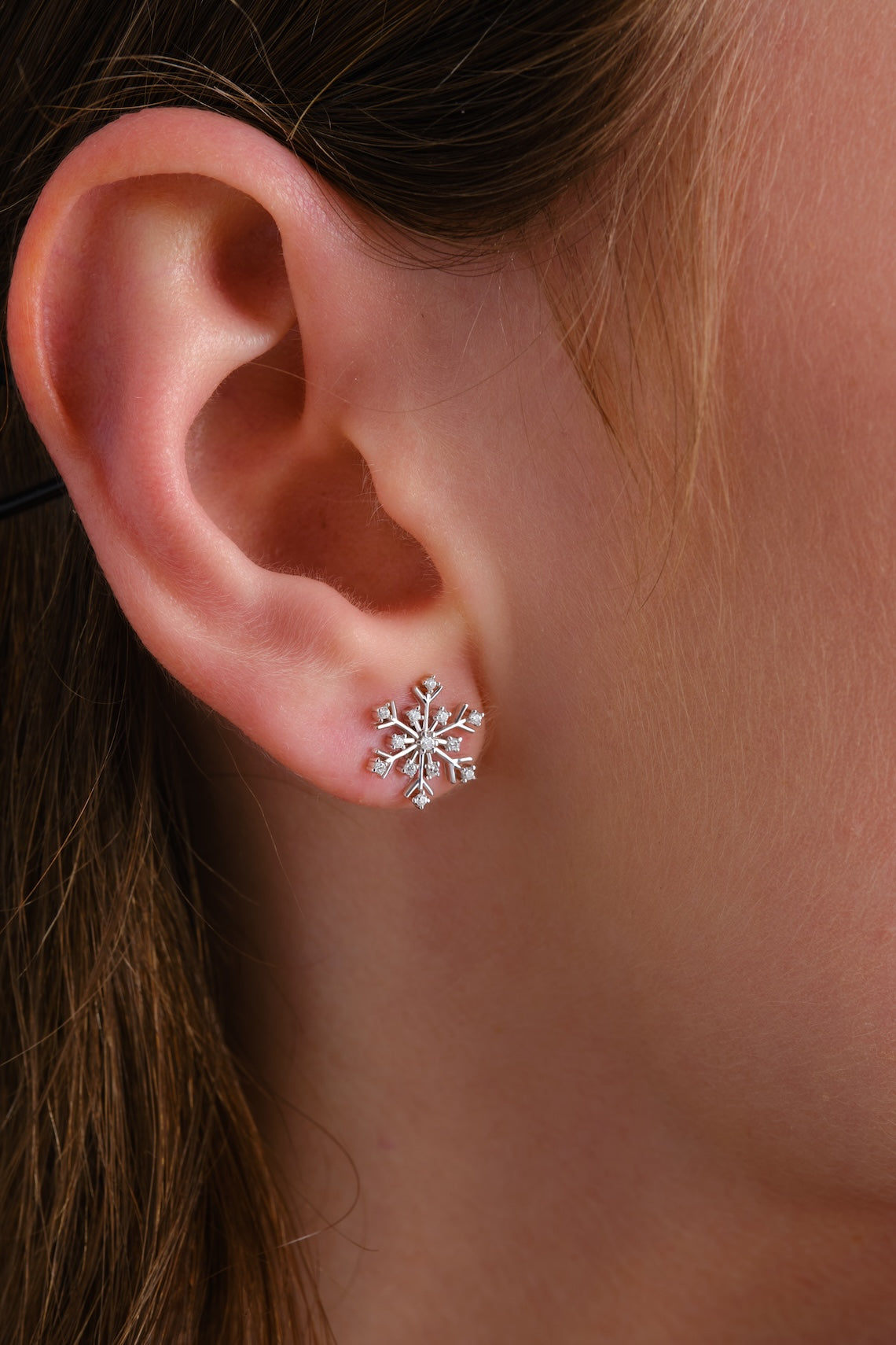14k White Gold Vermeil Snowflake Earring