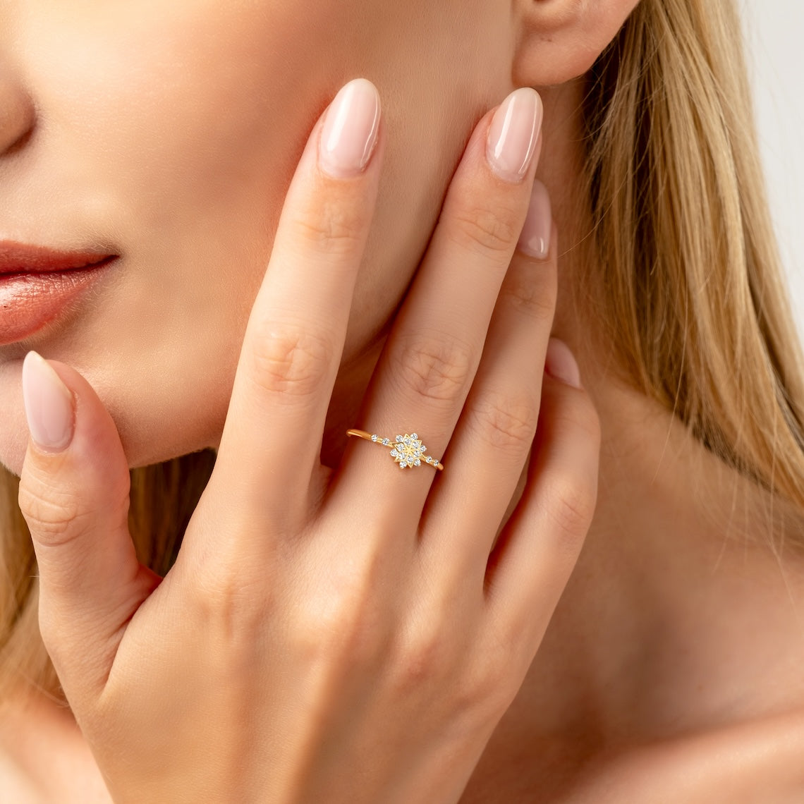 Diamond Snowflake Ring 14K Gold, Glacia