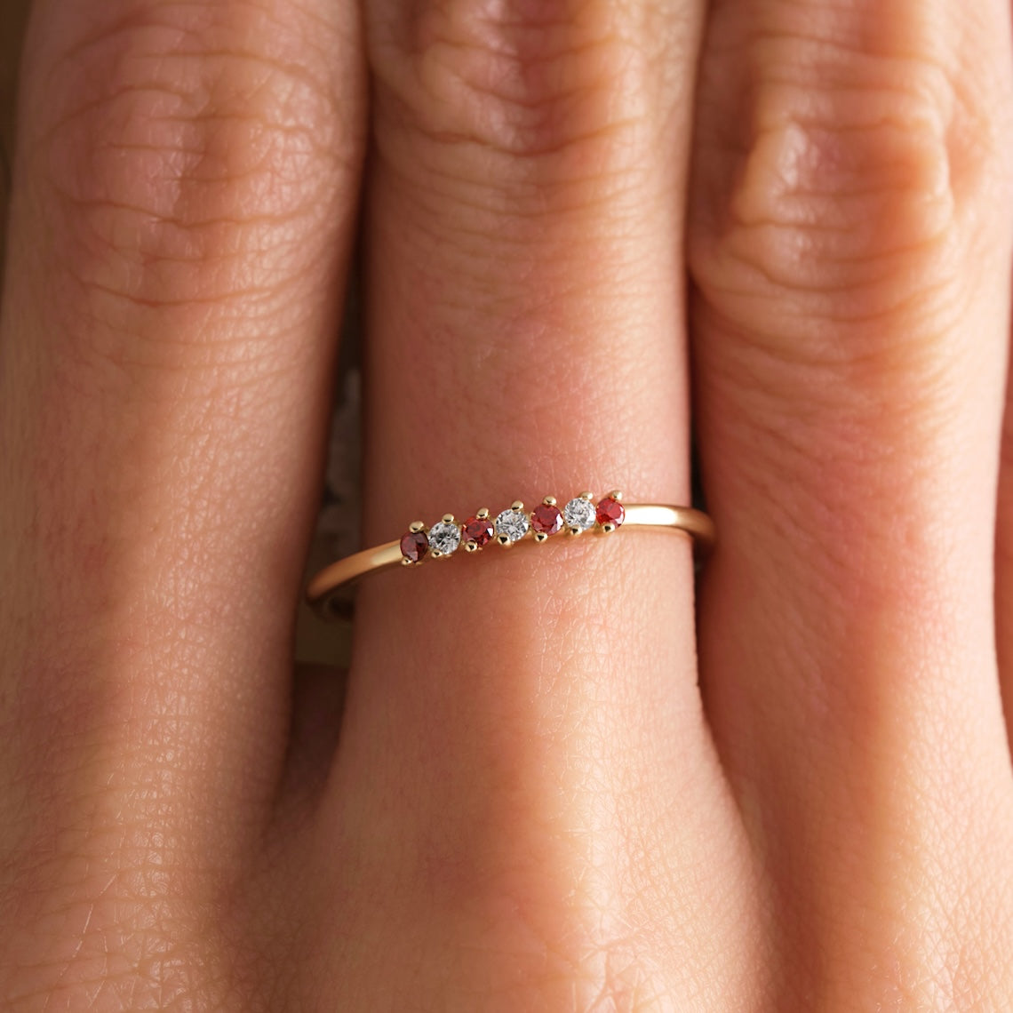 diamond with prong setting