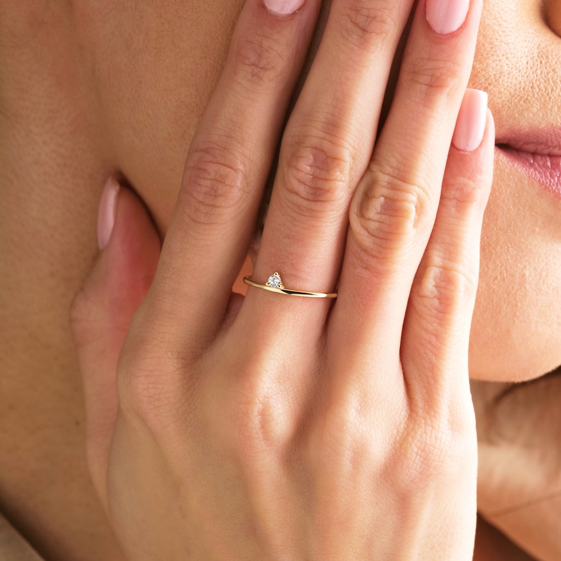 Solitaire Diamond with Prong Setting 14k Gold