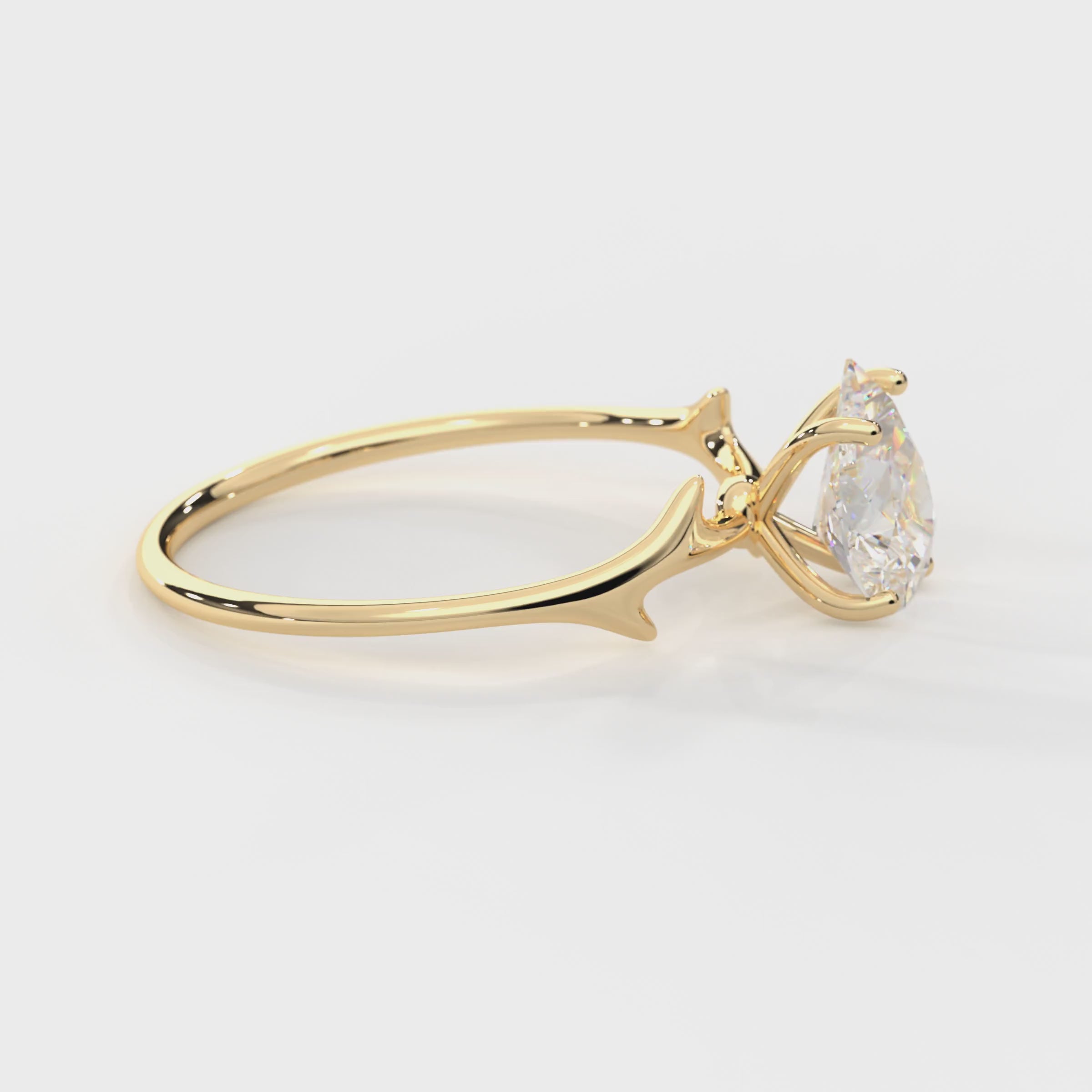 diamond pear shaped engagement ring