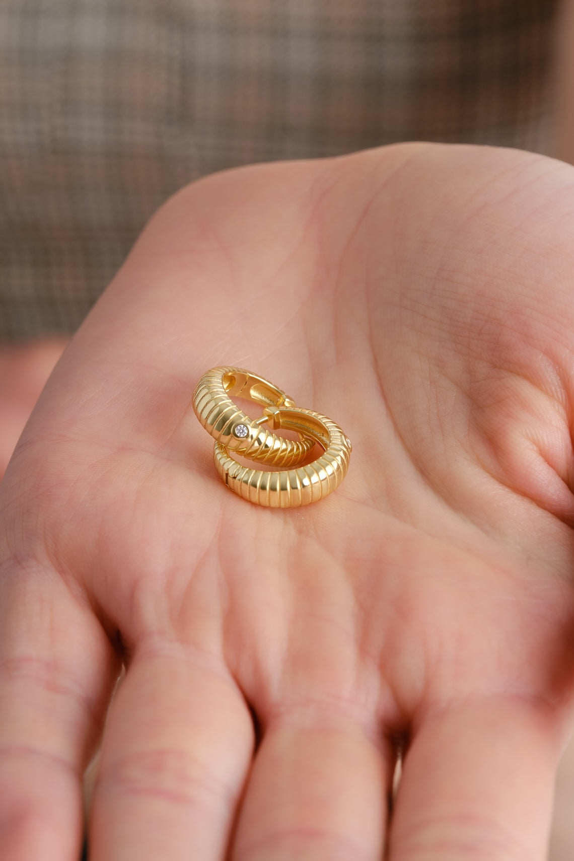 14k Gold Vermeil Ribbed Hoop Earrings