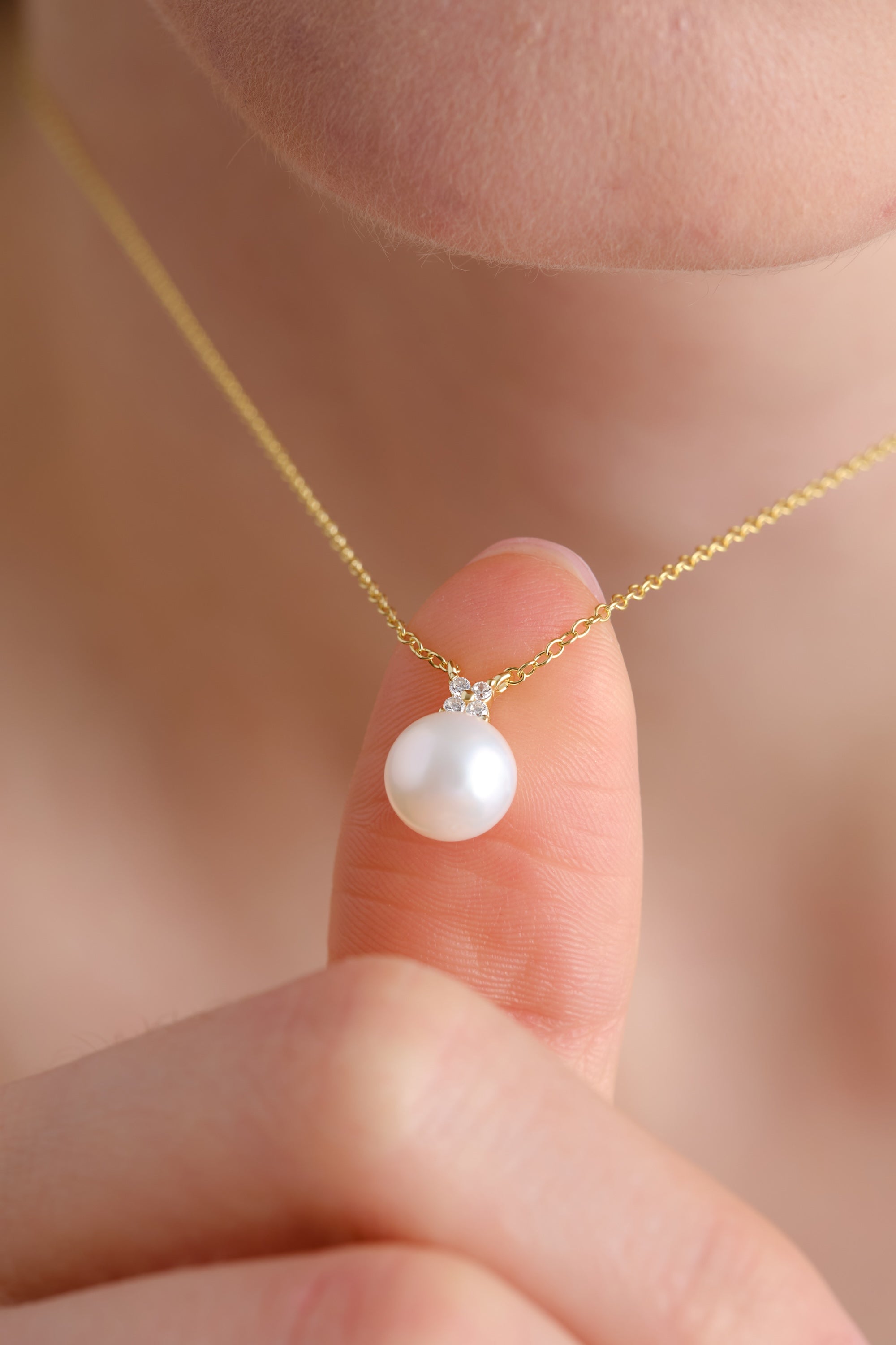 14k Gold Vermeil Dainty Pearl Necklace
