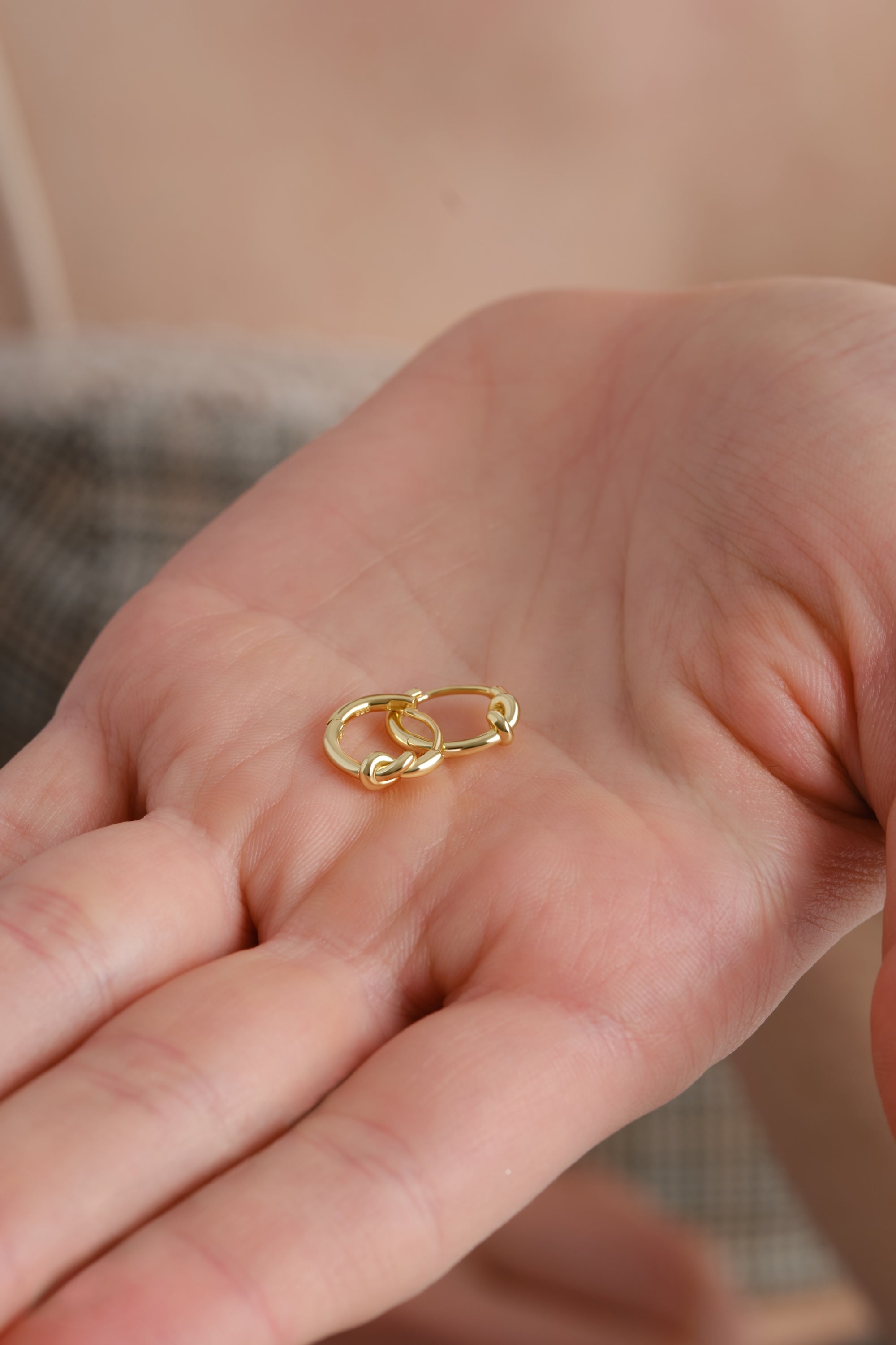 14k Gold Vermeil Knot Earring