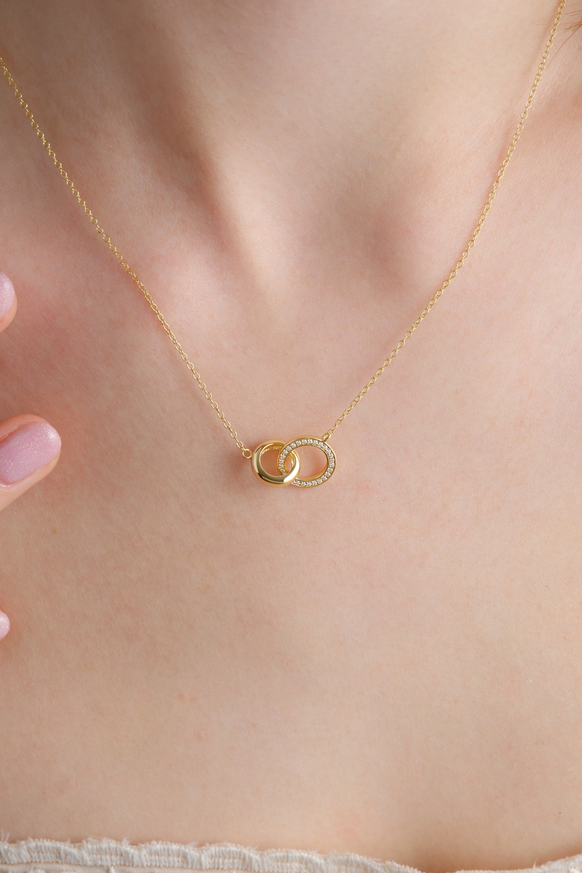 14k Gold Vermeil Interlocking Necklace